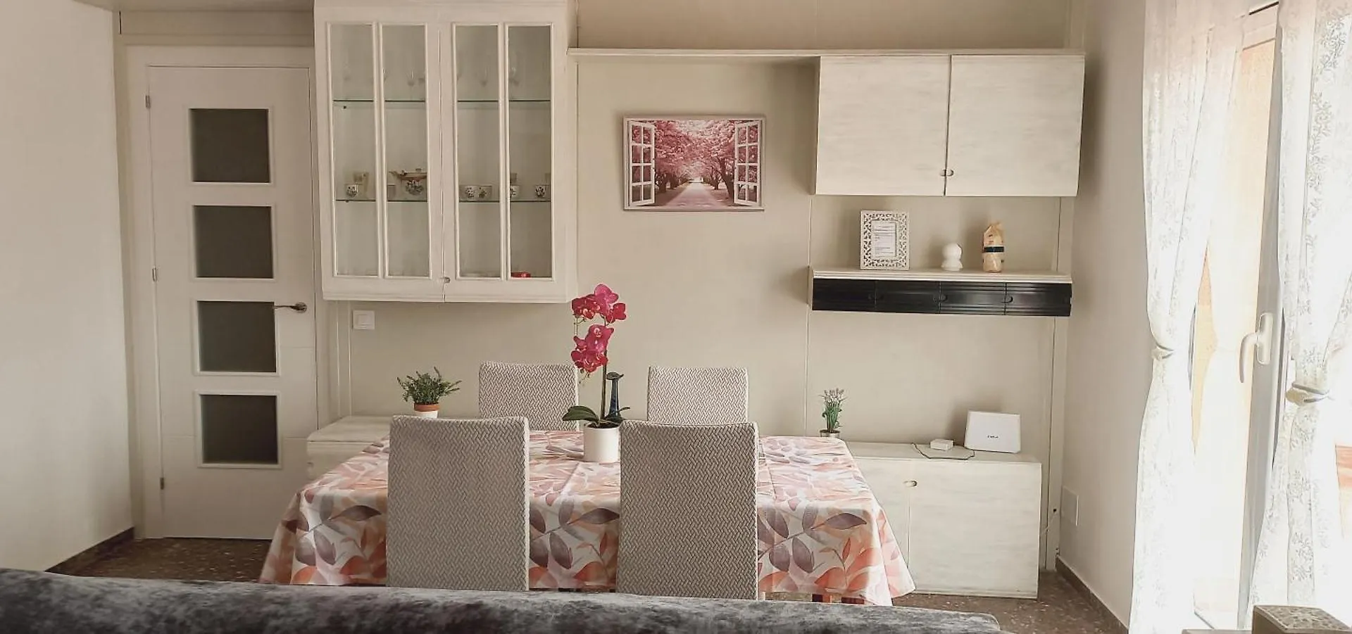 Cozy And Sunny Penthouse Fira Bcn Lägenhet L'Hospitalet de Llobregat